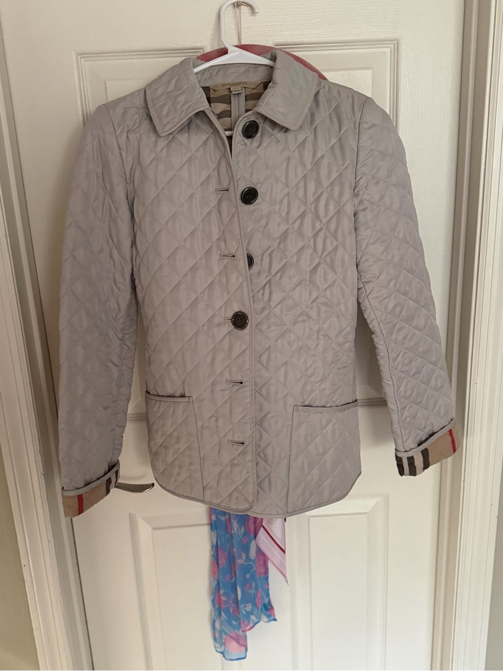Burberry Brit Size XS: Light Gray Quilted Trench Jacket
